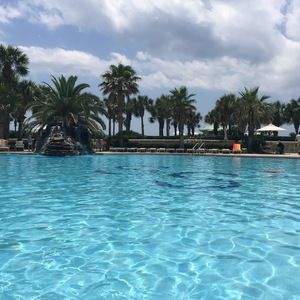 Meet your Posher, Fleming